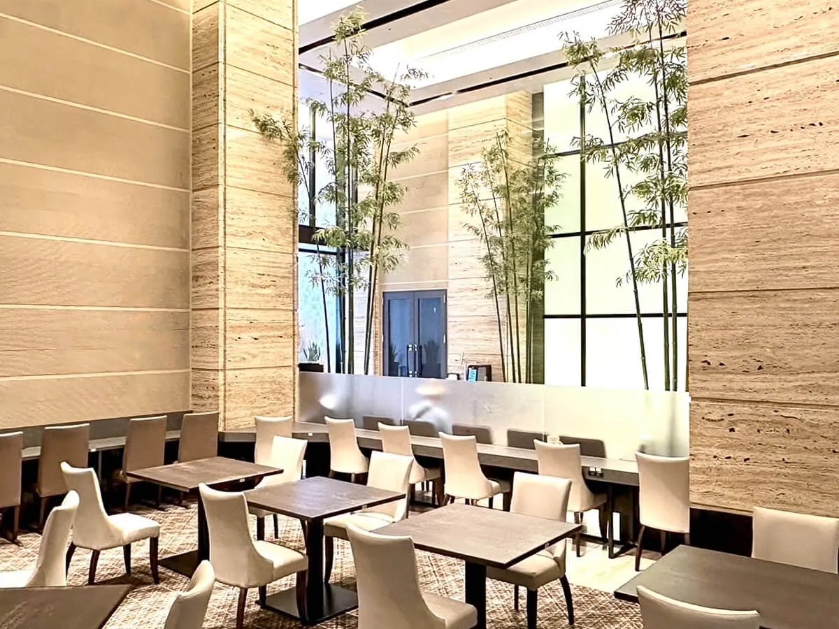 ALLY’s BAKERY LOUNGE