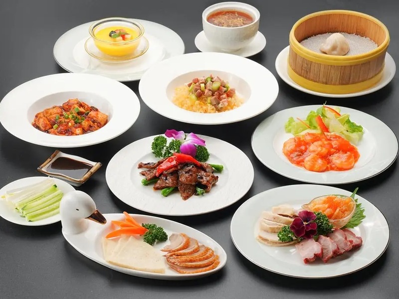 【2時間飲み放題付き】牛肉と野菜の黒豆ソース炒めやオリジナル小籠包など全9品！『牡丹コース』