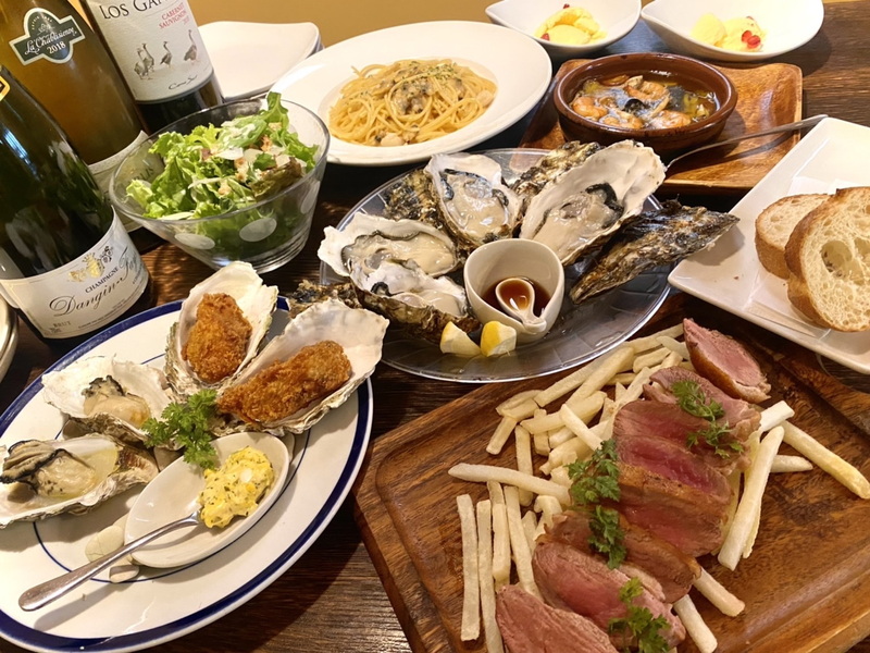 生牡蠣や小海老アヒージョ、人気メニューをちりばめた《アレグリアコース》全7品＋飲み放題