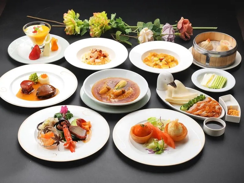 【2時間飲み放題付き】ロブスターの二種類味付けやXO醤入り海鮮炒飯など全9品！『夏咏コース』