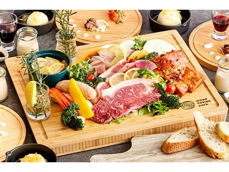 【豪華!特別なパーティーにプレミアムプラン】料理13品+フリードリンクお一人8,000円
