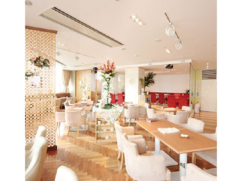 グレースバリ横浜ハマボールイアス店バハマール