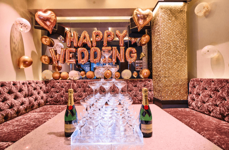 【最強結婚式2次会！2.5Hお店貸切！お手軽貸切プラン】飲み放題＆軽食3品付 ‐ カラオケ・ダーツ・プロジェクター・マイク等無料10特典＆メッセージデザートプレート付！