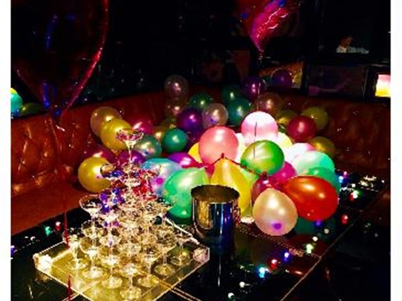 シャンパンタワーのセッティングも可能♪
結婚式2次会にもってこいですね★
※別途セッティング料が発生致します。