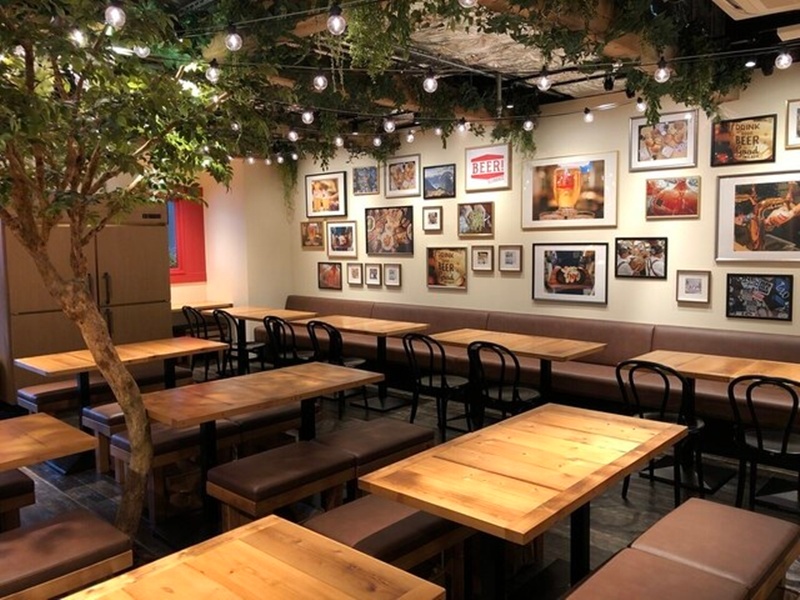 【大江戸線都庁前駅直結】駅直結の好立地。着席60名・立食80名まで貸切対応可能です！