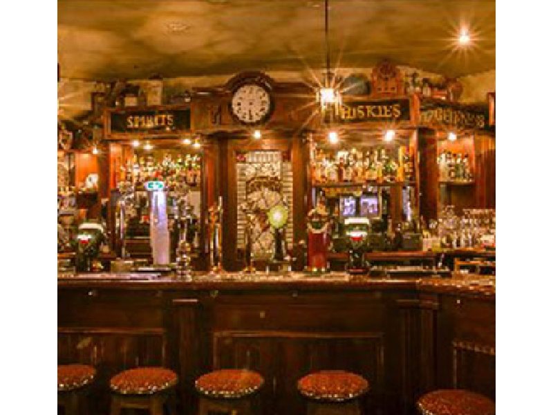 MOLLY MALONE'S　(モーリー・マロンズ)