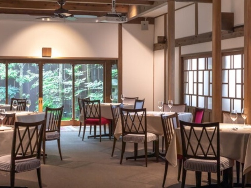 萬屋本店レストラン