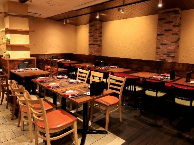 ゆっくりとくつろげる店内です!