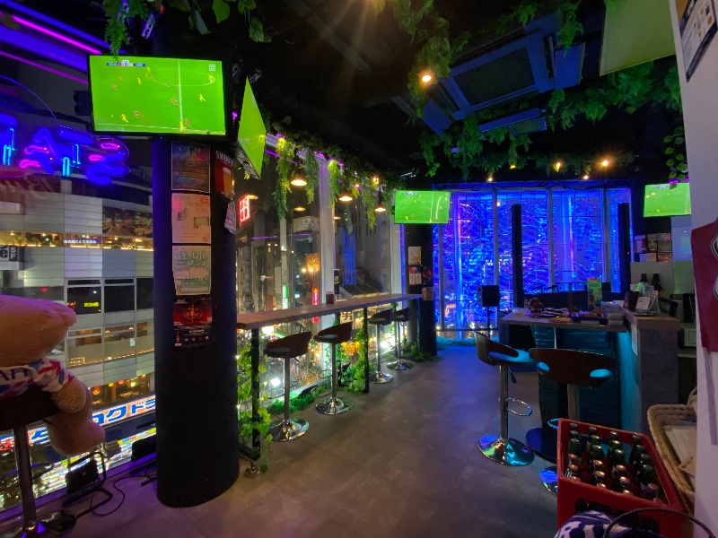Sports Bar STADIUM（スタジアム）