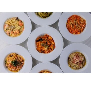 【一番人気！！ベーシックプラン】 料理8品+フリードリンク