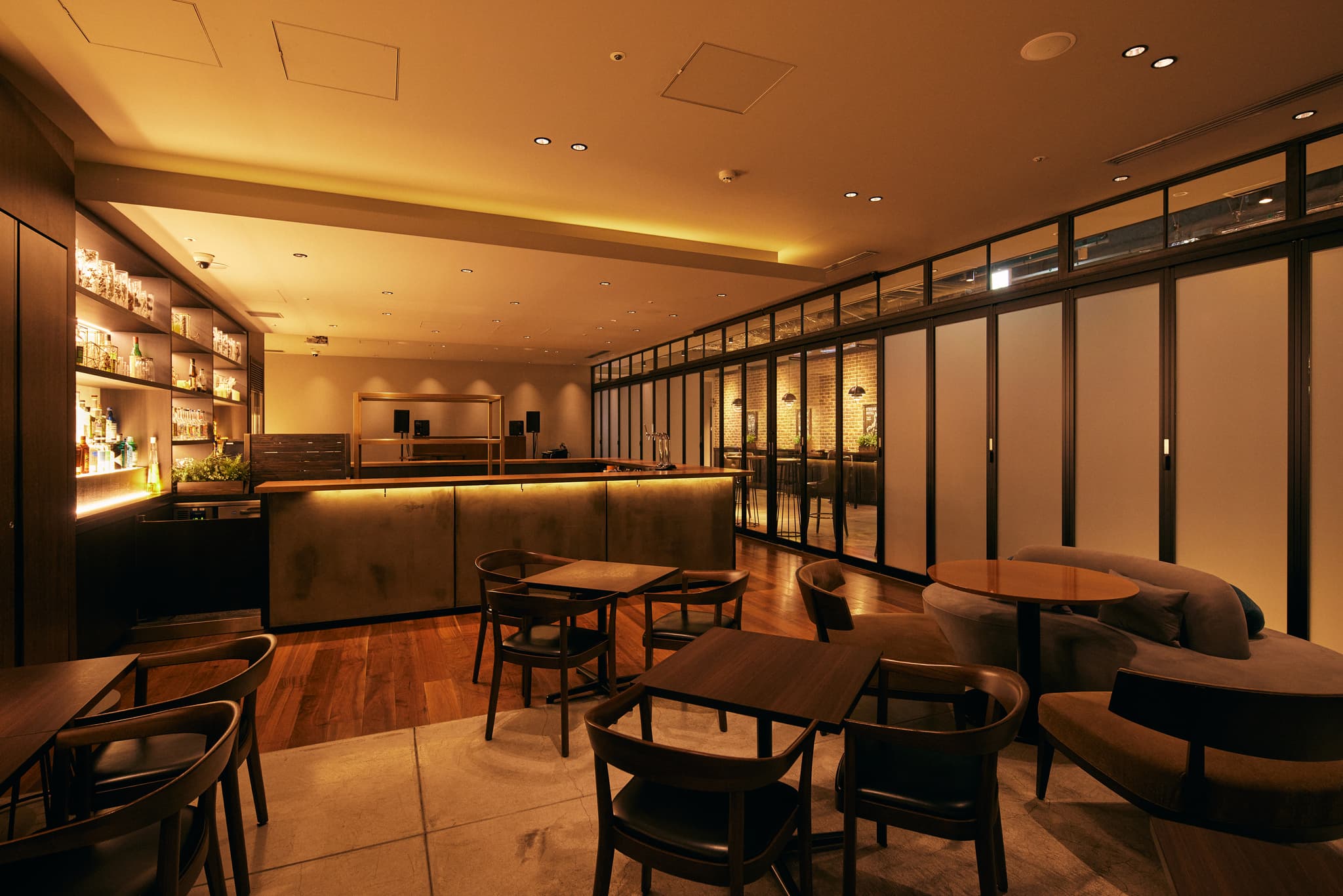 Bar & Dining  TORRENT（バー）