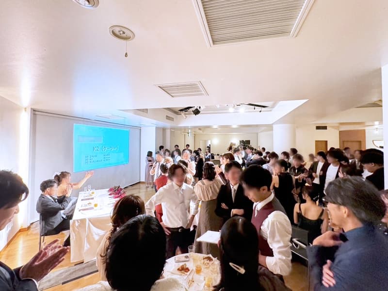 会場に一体感が生まれ、初対面のゲスト同士も楽しいひとときをお過ごし頂けます。