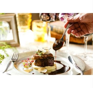 レストラン営業でも賑わいを見せる当館。
ビュッフェ料理の味も間違いなし。