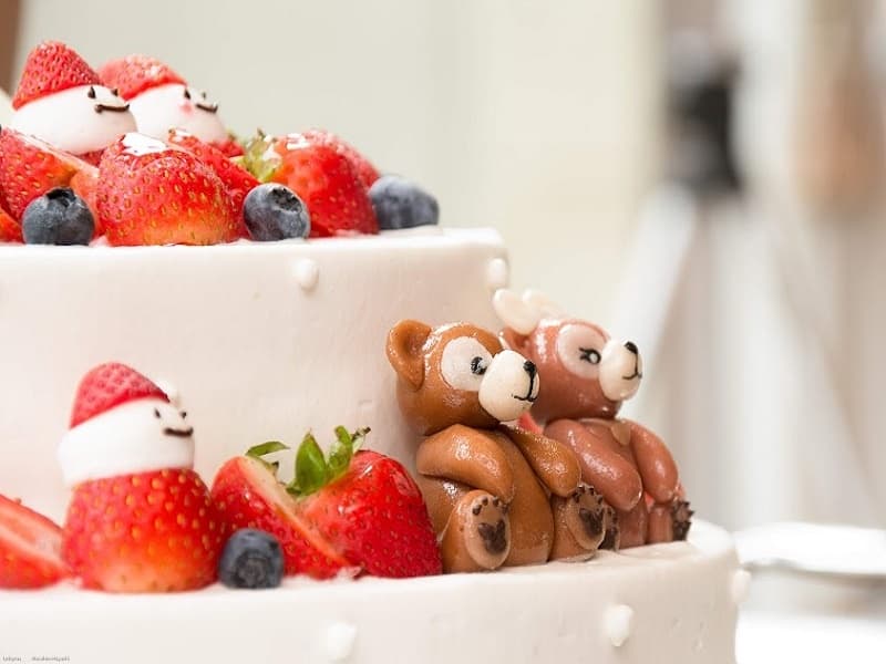 【ウェディングケーキ】
二次会では欠かせないウェディングケーキもご用意させていただけます