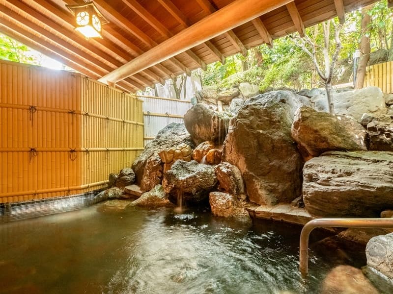 木もれ日の湯
