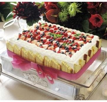 生ウエディングケーキもご用意致します。