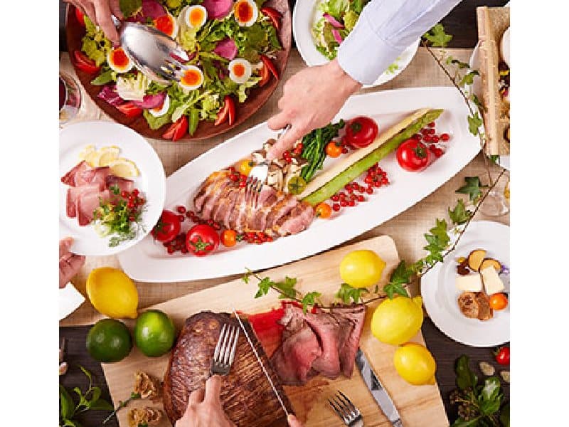 ■ビュッフェ料理
2次会専用のビュッフェプランをご用意。着席・立食スタイルに合わせてご提案致します。