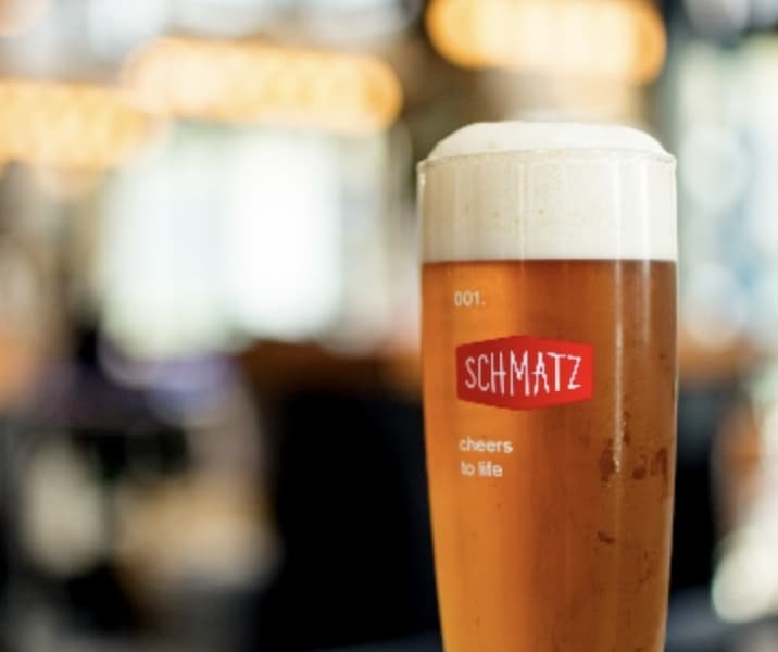 本場ドイツビールが飲み放題！
当店だけのオリジナルビールがお食事付きで飲み放題！お気に入りの一杯が見つかること間違いなし♪常時ボトルビール、タップビール含めて10種類以上をご用意。