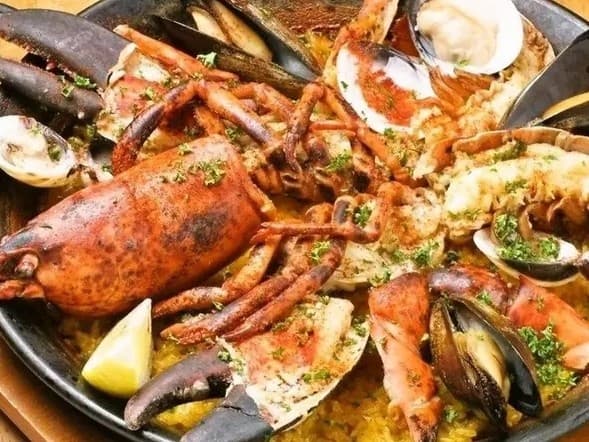 具沢山魚介のパエリア