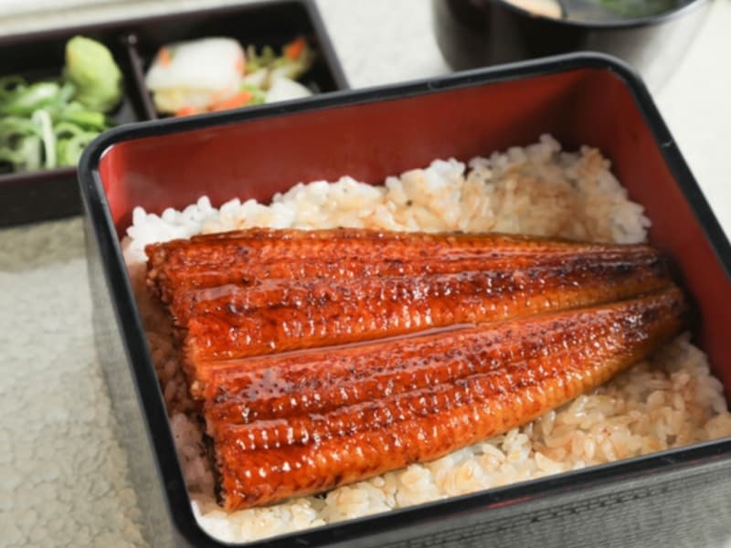 【お料理】
鰻重セット並 1/2尾