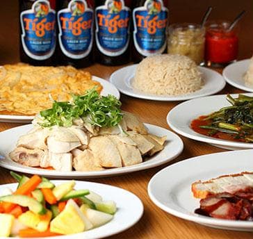 タイガービール、紹興酒、シンガポールスリングなど、料理との相性も抜群のお酒も豊富に用意！