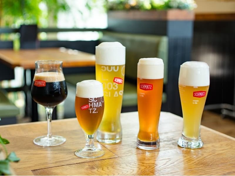 本場ドイツの製法と原料にこだわったビール本格クラフトビールが楽しめます。ライトからビターまで多彩なビールラインナップをご堪能ください!
