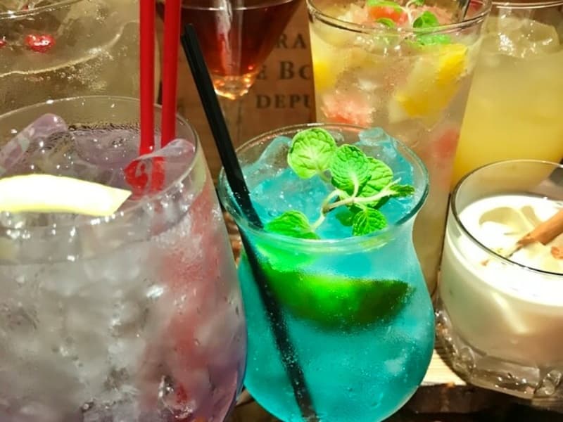 料理との相性を考えた多彩なドリンク類があります。