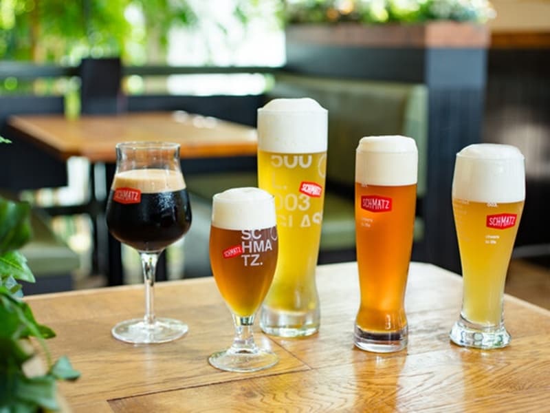 本場ドイツの製法と原料にこだわったビール本格クラフトビールが楽しめます。ライトからビターまで多彩なビールラインナップをご堪能ください!