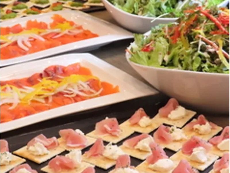 贅沢な食事と楽しい時間を♪エクセレントプラン12品+飲放2H