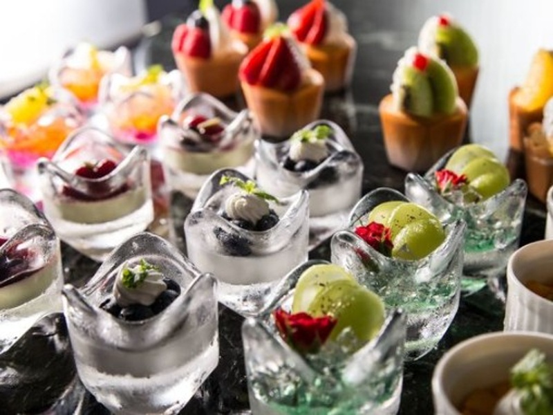 【結婚式二次会・1.5次会・ウエディングパーティー・記念パーティー】全6品プラン ※飲み放題付き
