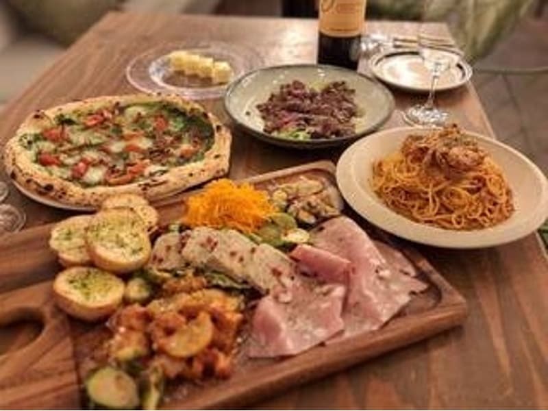 【懇親会・歓送迎会】旬の食材中心のシーズナルプラン♪120分飲み放題付き!こだわり前菜・ピッツァ・パスタ・メイン・ドルチェまで楽しめてボリューム満点◎パーティーや貸切りなど集まりにも利用におすすめ♪