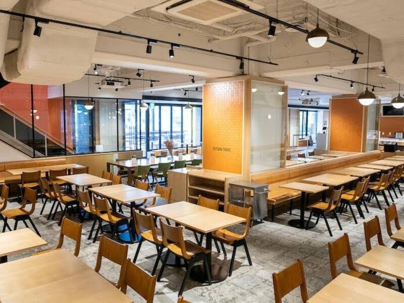 【会場】
着席120名・立食200名まで対応可能です。