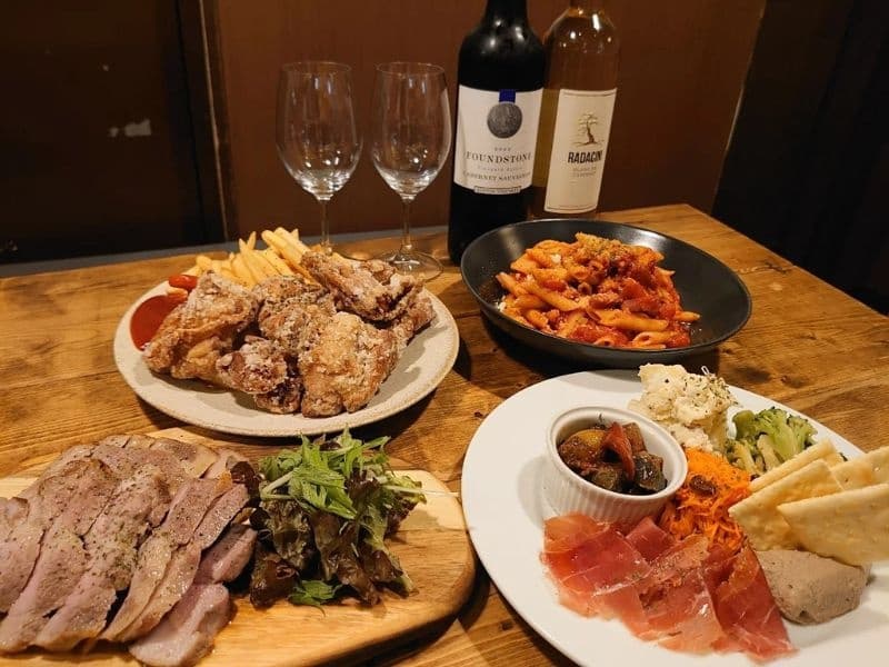 【2h飲み放題付】カジュアルプラン◎グループでワイワイどうぞ♪