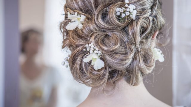 結婚式二次会だけ参加する場合のご祝儀はどうする 気になるお金のマナー 二次会ベストサーチマガジン