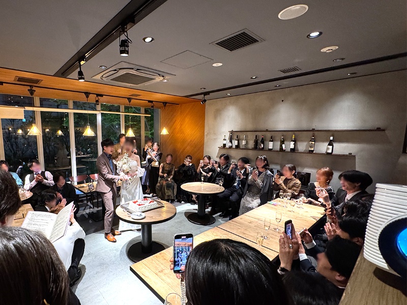 アットホームなウエディングパーティー、忘新年会、企業パーティー、同窓会など様々な用途でご利用いただけます。