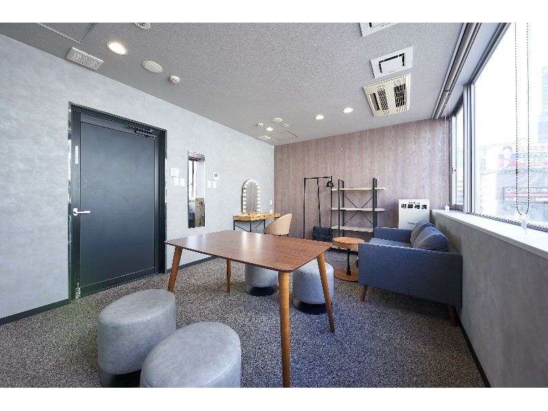 【6階控室②（7名収容）】