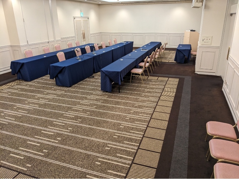 2F会議室ローズⅠ 株主総会一例-2