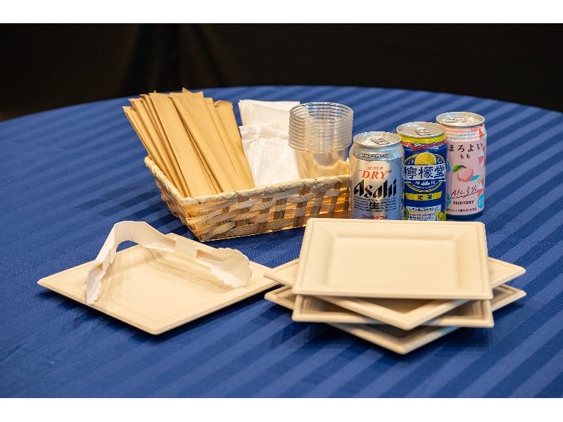 缶やペットボトルのお飲み物もご用意可能！打ち上げにもご利用いただけます。
