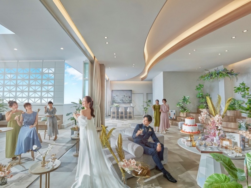 内観
解放感のあるラグジュアリーな空間でゲストをお迎えいたします。