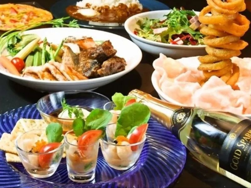 【ビュッフェ・テーブルシェア】フリードリンク付き5,000円