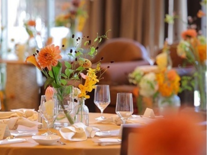 理想のテーマを実現。装飾から演出まで、当館のプロフェッショナルスタッフが細部までこだわり抜いてコーディネートいたします。