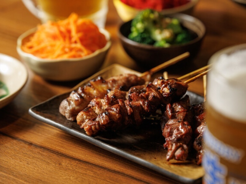 「炭火焼き」
素材が主役!炭火の力で溢れる旨み