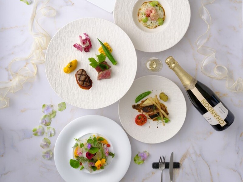 【結婚式二次会、パーティープラン】8,000円～17,000円（税サ込）