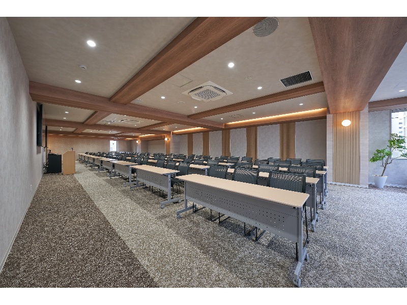 【メインフロア - スクール形式】- TIME SHARING 新橋駅前4F（銀座口） の写真