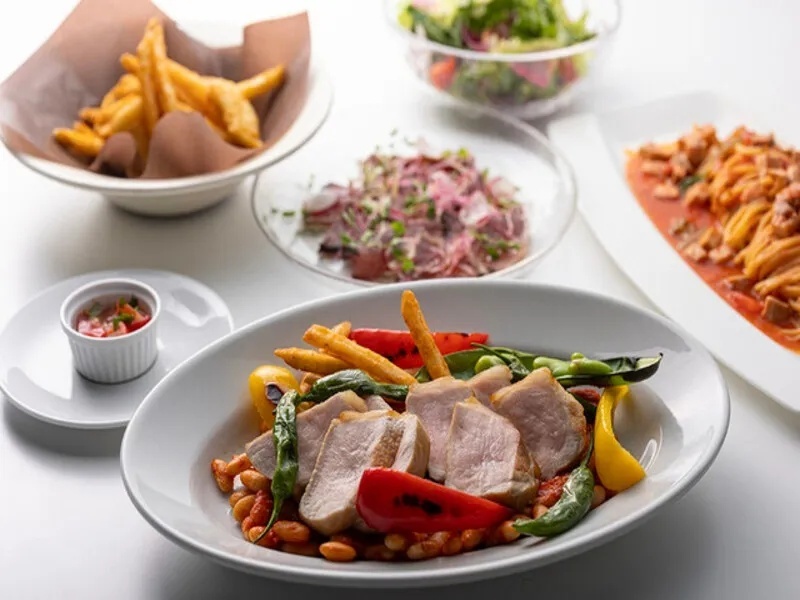 【Dinner】4・5月限定プラン！〈2.5時間飲み放題付き〉生ハムの盛り合わせやピザに生パスタでおしゃれな女子会を♪ ¥5,000