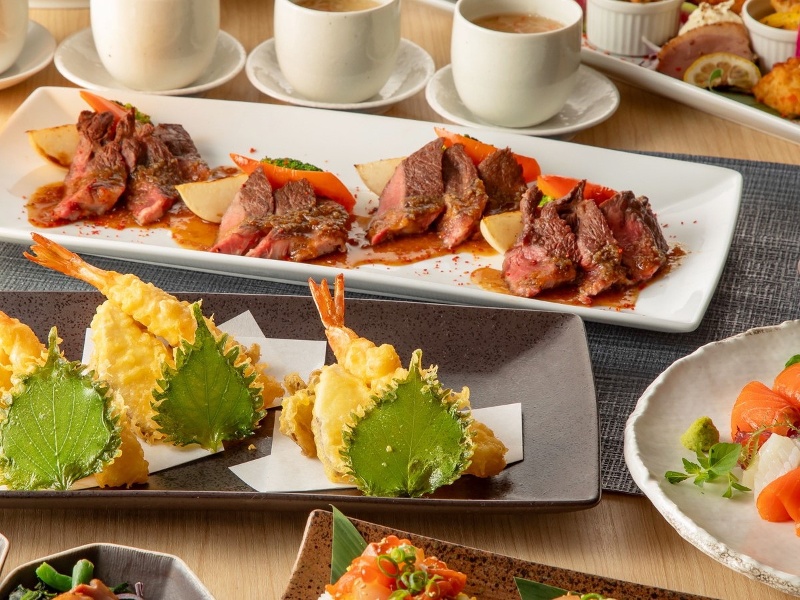 《個室確約》【厳選コース】全10品 2時間飲放付 5830円⇒5300円（税込）