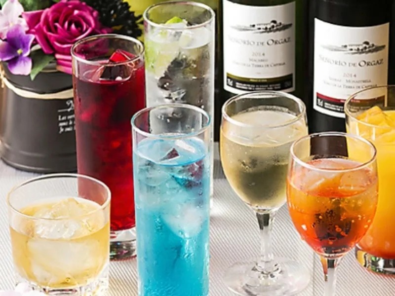 飲み放題は７０種類以上ご用意！ハイボールやカクテルなど充実の内容！