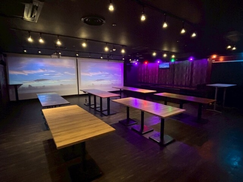 【会場】
立食形式も対応可能です。