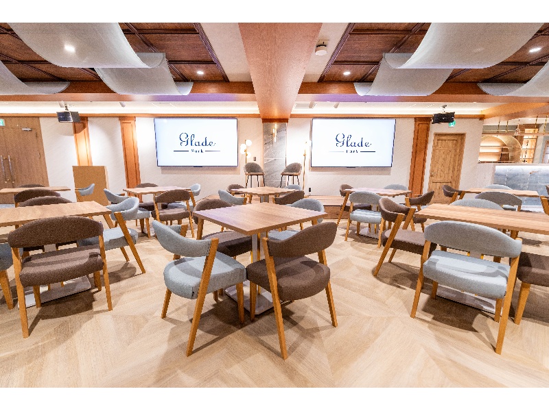 【グレイドパーク 新橋駅前7F（銀座口）】