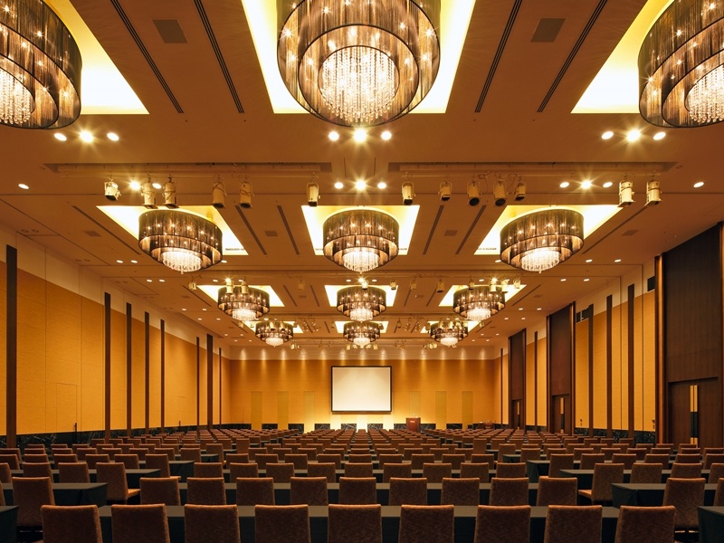 会議/セミナーのご案内＜グランドボールルーム（595㎡）ご利用時＞